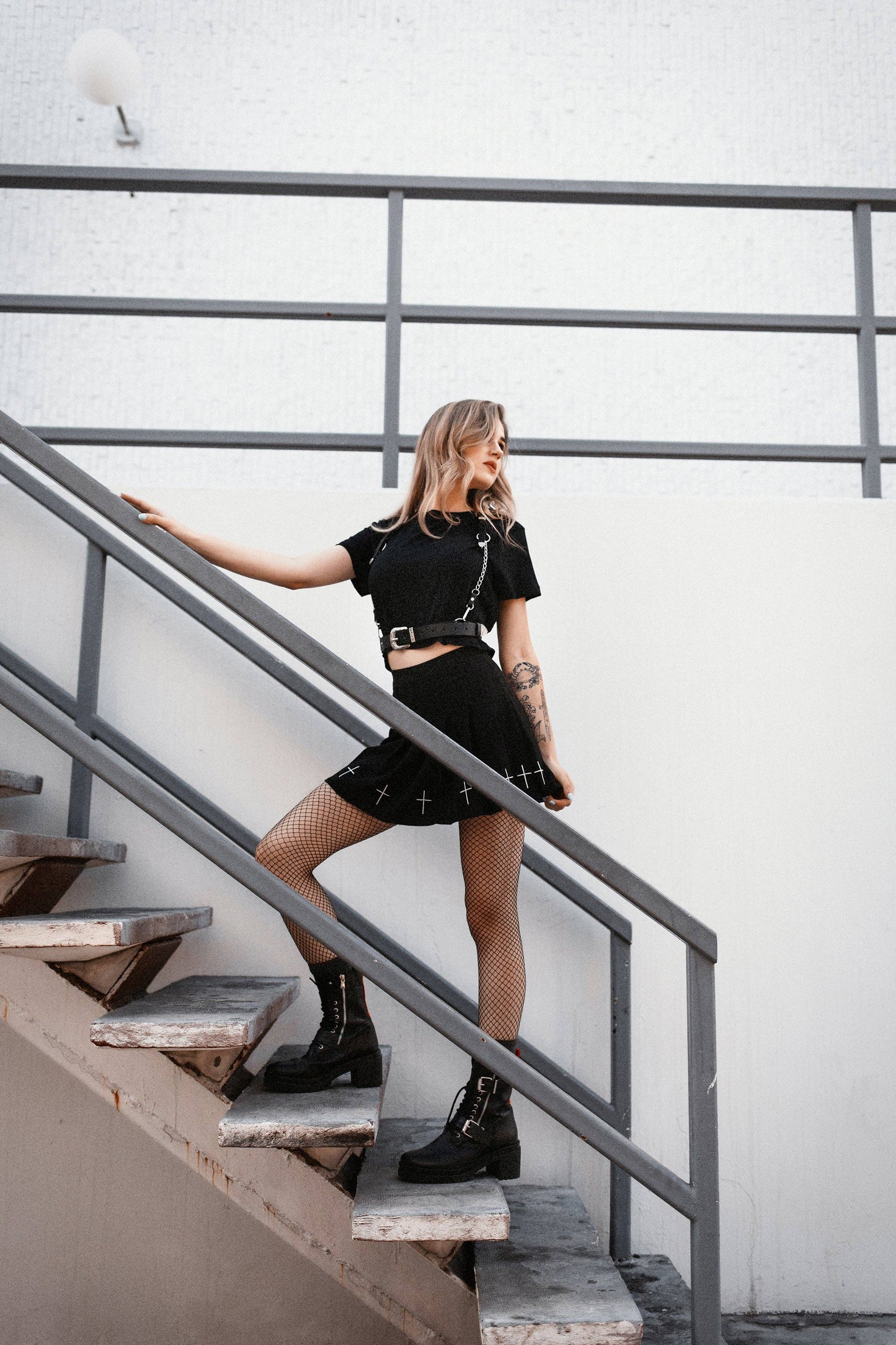 The Sharpshooter Western Goth Chain Black Harness