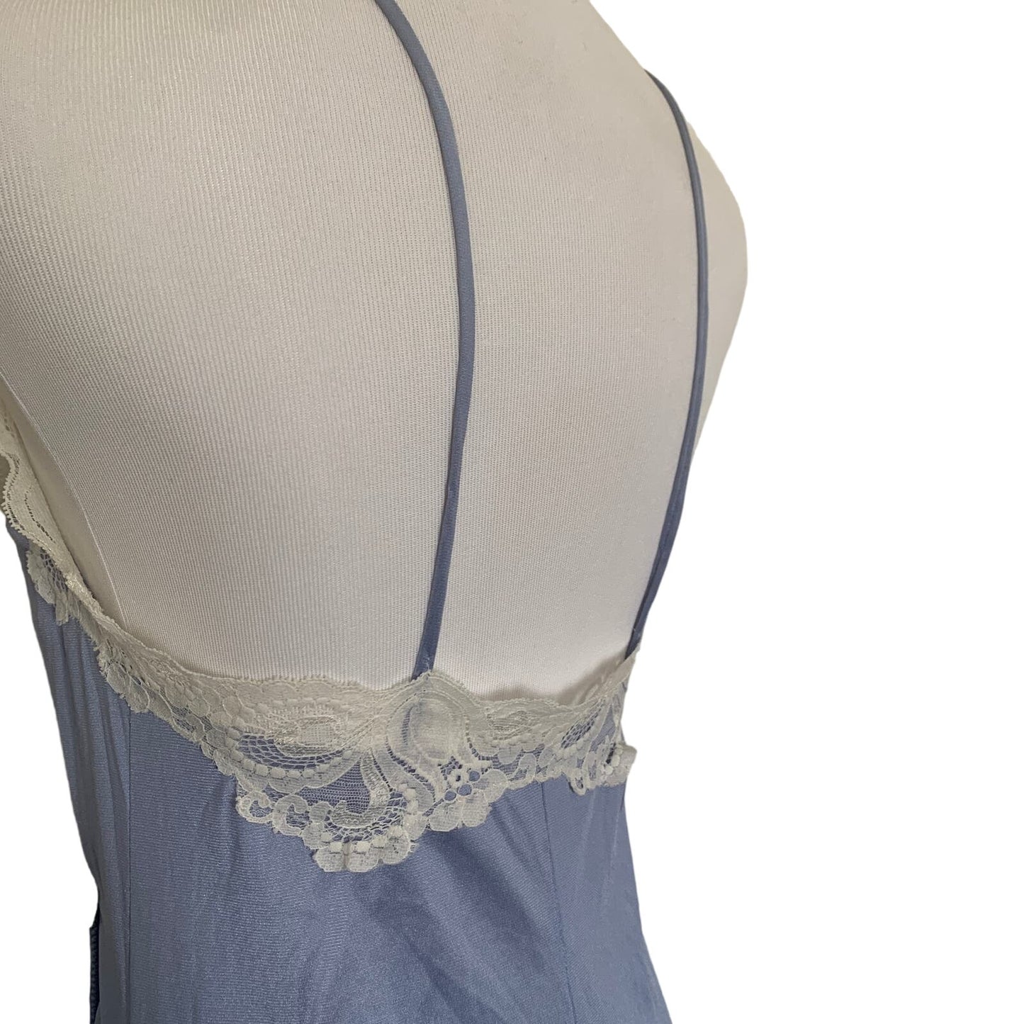 Vintage 1960s LeVoy's Blue & White Lace Nightgown Slip