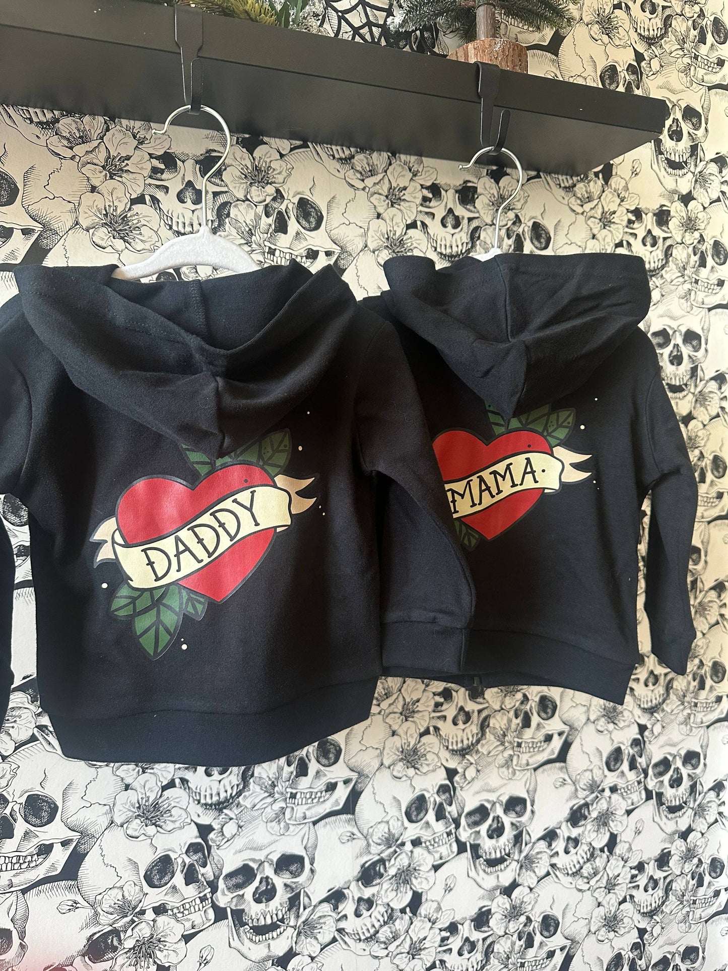Mama Traditional Tattoo Heart Kids Zip-Up Hoodie