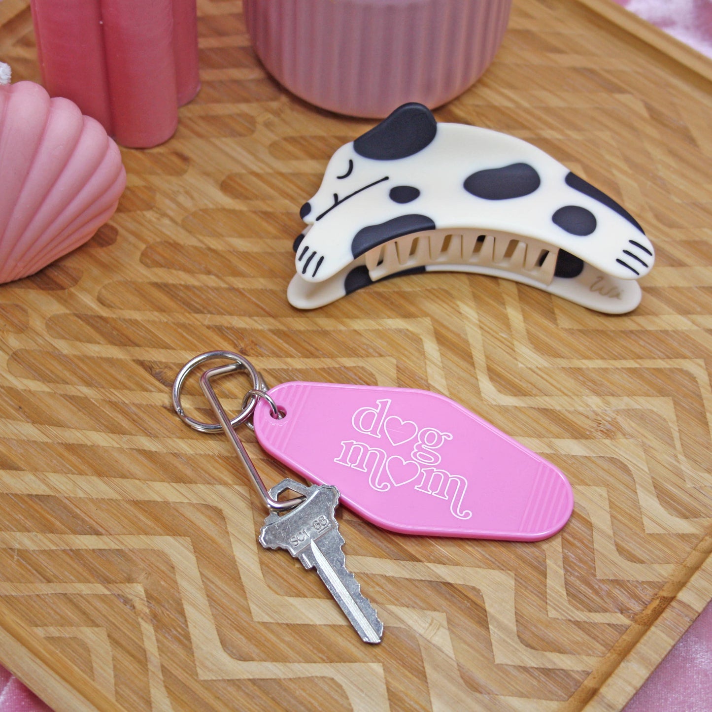 Dog Mom Motel Keychain - Homeward Bound Goods